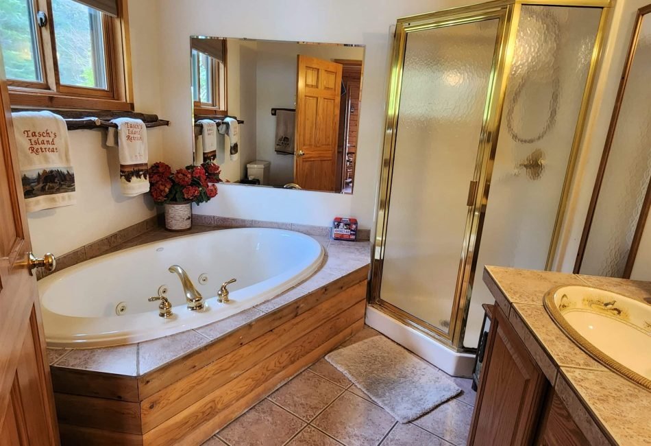 Drummond island water front rental.com